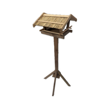 Kŕmidlo pre vtáky na nohe